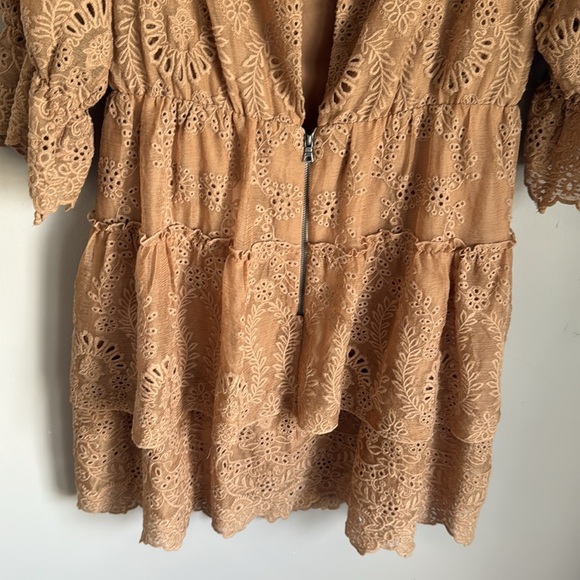 Alice + Olivia Waylon Dress 12 - Picture 7 of 12